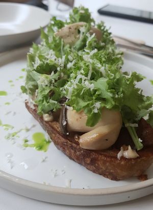 mushroom tartine (new version) - close-up at Pinch Brunch Bar in Seoul