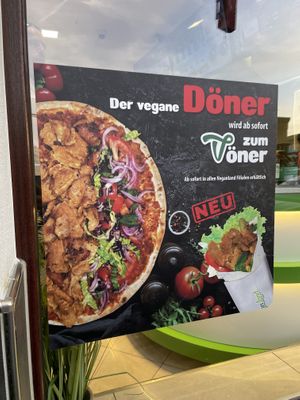 Vöner  at Veganland - Keupstrasse in Cologne
