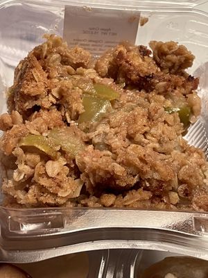 Apple Crisp at Taylor Made Vegan Eats in Glen Cove