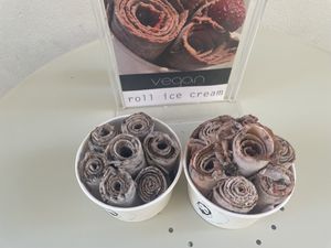 Oreo and dark chocolate with strawberries  at Domenico in Crete