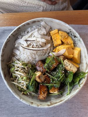 Tofu bowl  at Sportstübli at Sporthotel in Pontresina
