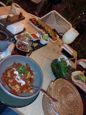 Birria, barbacoa y nachos at Buena Vida - Plant Based Bar in Queretaro