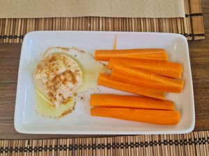 What you get as soon as you sit down: fresh carrots and hummus. at La Real in Valladolid