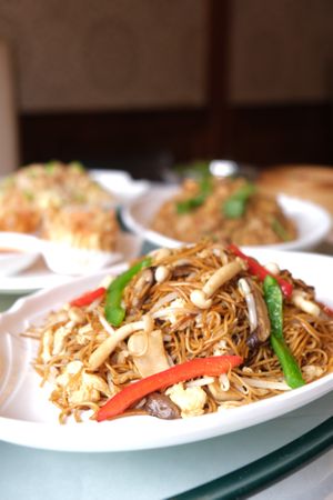 Vegetarian Chinese egg noodles with 3 types of mushrooms at Full Moon City in The Hague