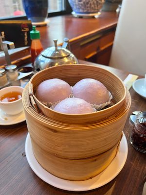 taro walnut buns #Veganuary at Full Moon City in The Hague