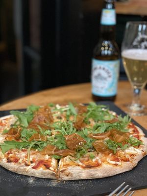 Pizza met vegan zalm  at Café Loft in The Hague