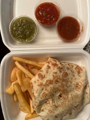 Crunchy burrito with vegetables at Cantina Que Pasa in Ljubljana