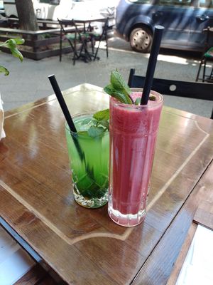 Love Paradise und pink dream at Ban Vegan in Berlin