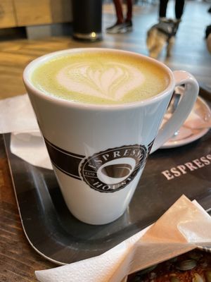 Oat matcha latte - Espresso House, Berlin  at Espresso House - Karl-Liebknecht in Berlin