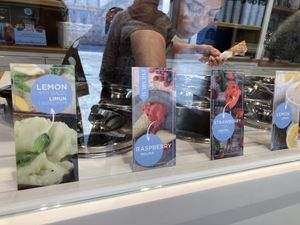 The 4 vegan options they had  at Aroma Gelato Experience in Dubrovnik