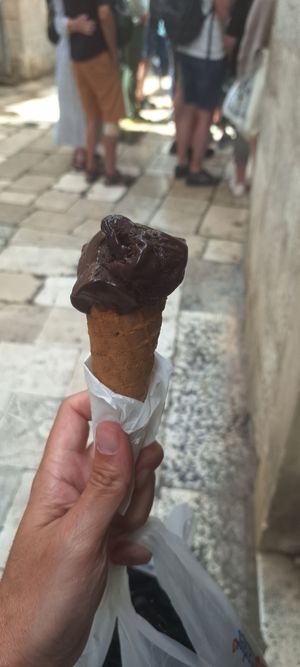 Extra dark chocolate at Aroma Gelato Experience in Dubrovnik