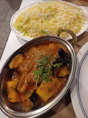  at Taj Indian Restaurant in Girona