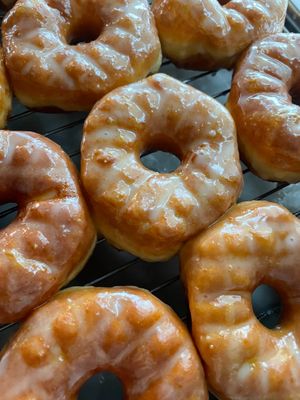 Glazed Yeastie Boyz  at Roots & Leaves in Buxton