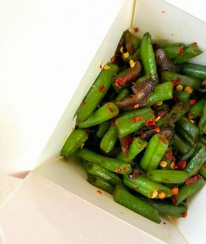 Spicy green beans and Shiitake mushrooms at Ho Chu Bo in Vinnytsia