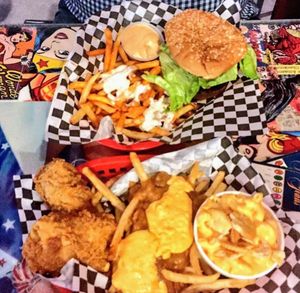 Late night meal at Doomie's Home Cookin' in Hollywood