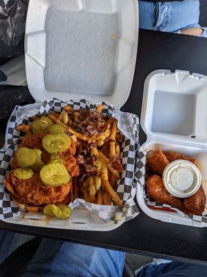 Nashville hot sandwich at Doomie's Home Cookin' in Hollywood