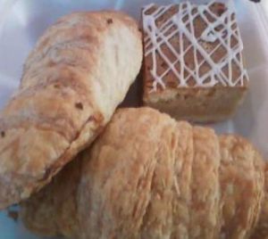 butterscotch brownie and spinach, cheese and onion croissants at Doomie's Home Cookin' in Hollywood