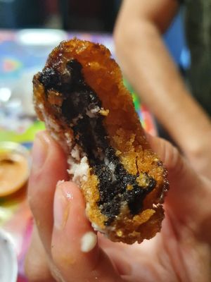 Deep fried oreo at Doomie's Home Cookin' in Hollywood