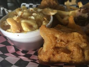 Vegan Fried Chicken with Mac & Cheese at Doomie's Home Cookin' in Hollywood