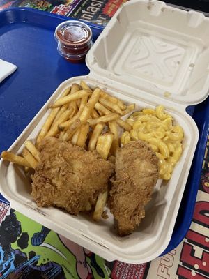   at Doomie's Home Cookin' in Hollywood