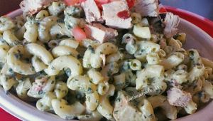 Chicken pesto bowl  at Doomie's Home Cookin' in Hollywood