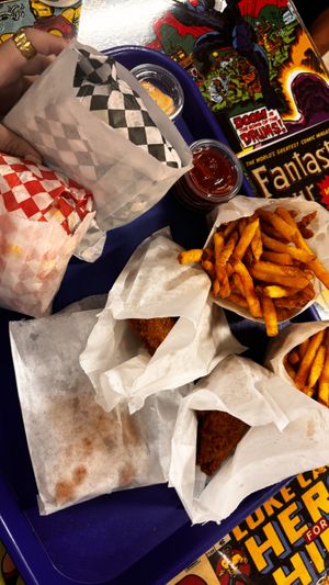   at Doomie's Home Cookin' in Hollywood