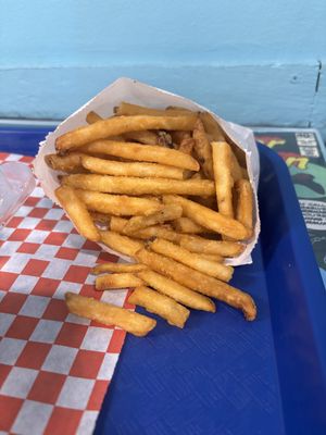 Seasoned fries  at Doomie's Home Cookin' in Hollywood