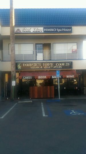 outside at Doomie's Home Cookin' in Hollywood