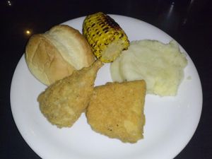 Southern fried chicken dinner at Doomie's Home Cookin' in Hollywood