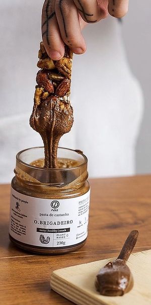 Chora nessa cremosidade da nossa pasta de brigadeiro ! Feito com castanha de caju, cacau 100% açúcar de coco  at Noz - maybe closed in Rio De Janeiro
