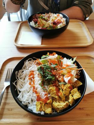 Rice noodles salad at  Banh Mi Express in Brussels