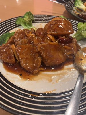 Orange chickn   at SuTao Cafe in Malvern