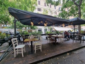 Outdoor seating at re BiO in Rome