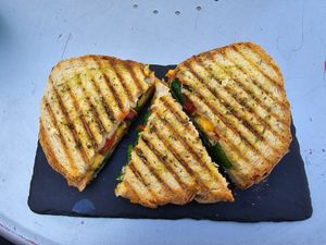 Vegan toast at Nata Pura in Sintra