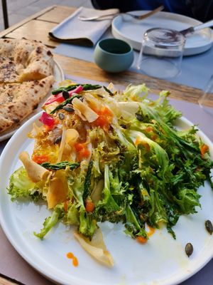 Salad without the cheese at Marghe in Sirmione