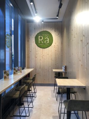 Restaurant Ansicht von innen  at råbowls in Hamburg