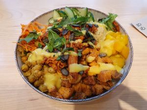 Manhattan Mango at råbowls in Hamburg