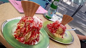 veganes Spaghettieis at Eiscafe Cortina in Cologne