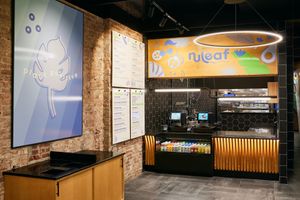 Counter ordering at NuLeaf in New York City