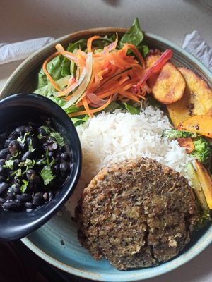 Whole meal at Posada Real in Liberia