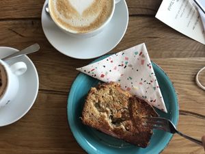 Cappuccino and banana bread at Maja Kaffee in Ingelheim