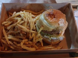 Vegan Burger at Zoe in Ermoupoli