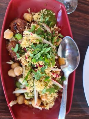 Aloo tikki chaat at Sampoorna Vegetarian Surprise in Mount Waverley