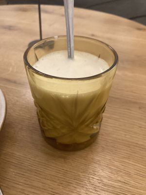 Peanut latte  at Delish Vegan Doughnuts - Malasaña in Madrid