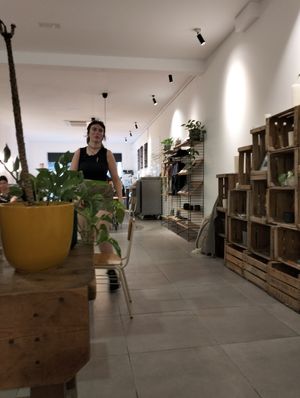 Lugar amplio at Delish Vegan Doughnuts - Malasaña in Madrid