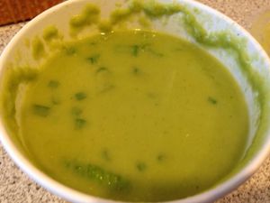 avocado soup at Catering Raw.z in Bucharest