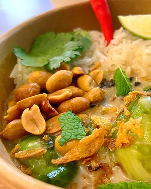 Thai curry at FinaFilipina in Madrid