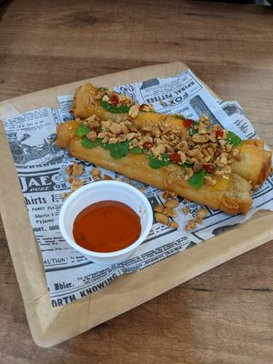 rolls (starter) at FinaFilipina in Madrid