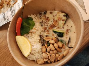 Curry tailandés at FinaFilipina in Madrid