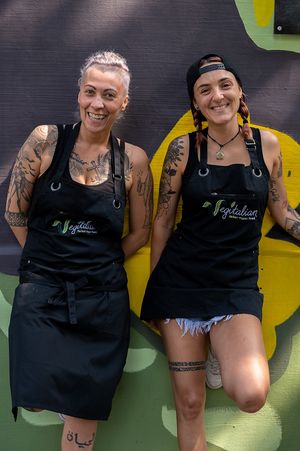 Sam and Lisa (super Power team) at Vegitalian in Salzburg